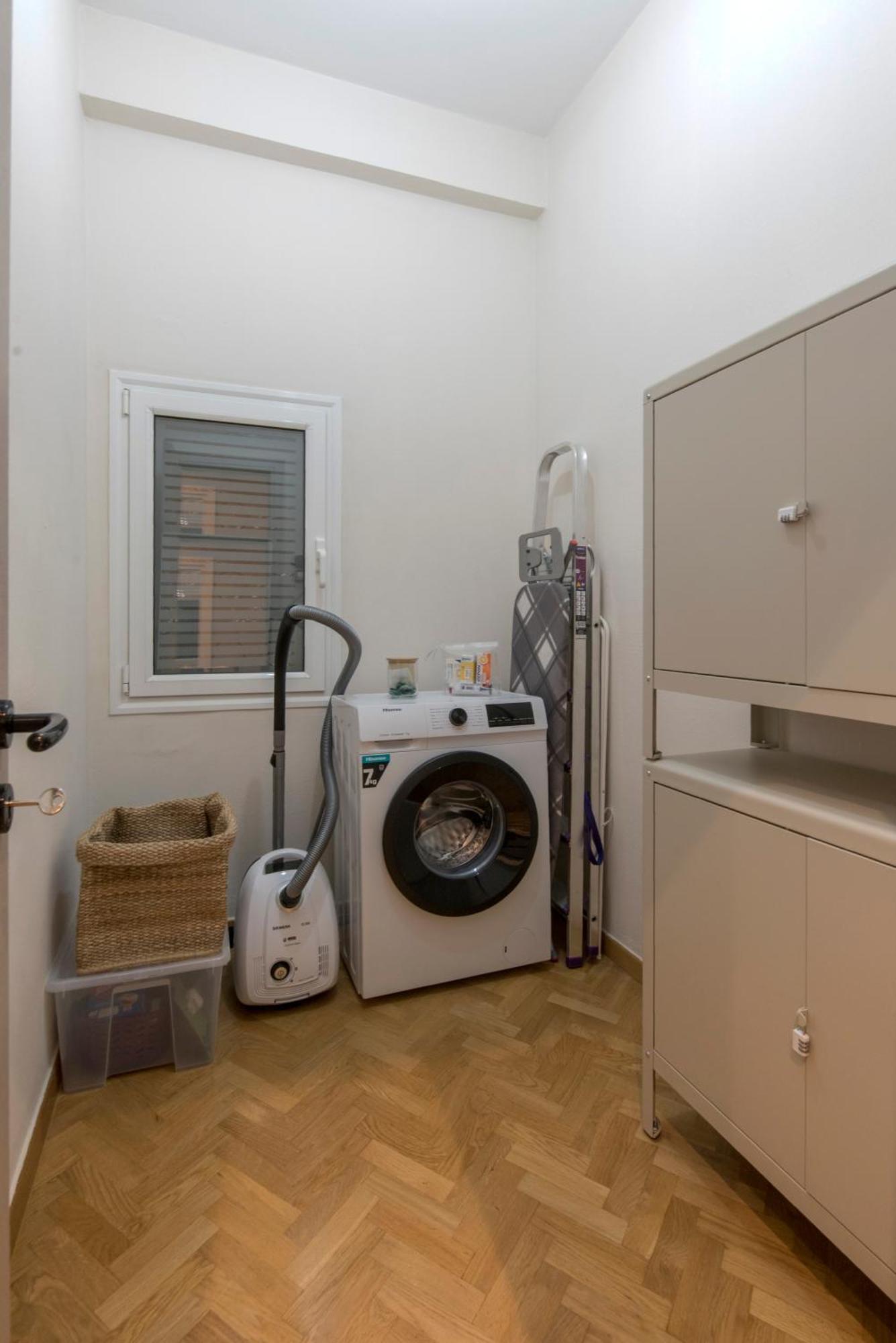Modern Ilisian Apartment